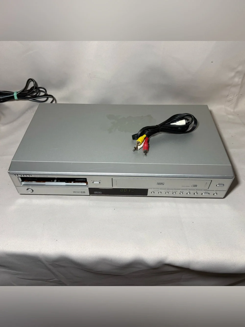 Samsung DVD-V5650 DVD VCR Combo 4Head VHS Recorder